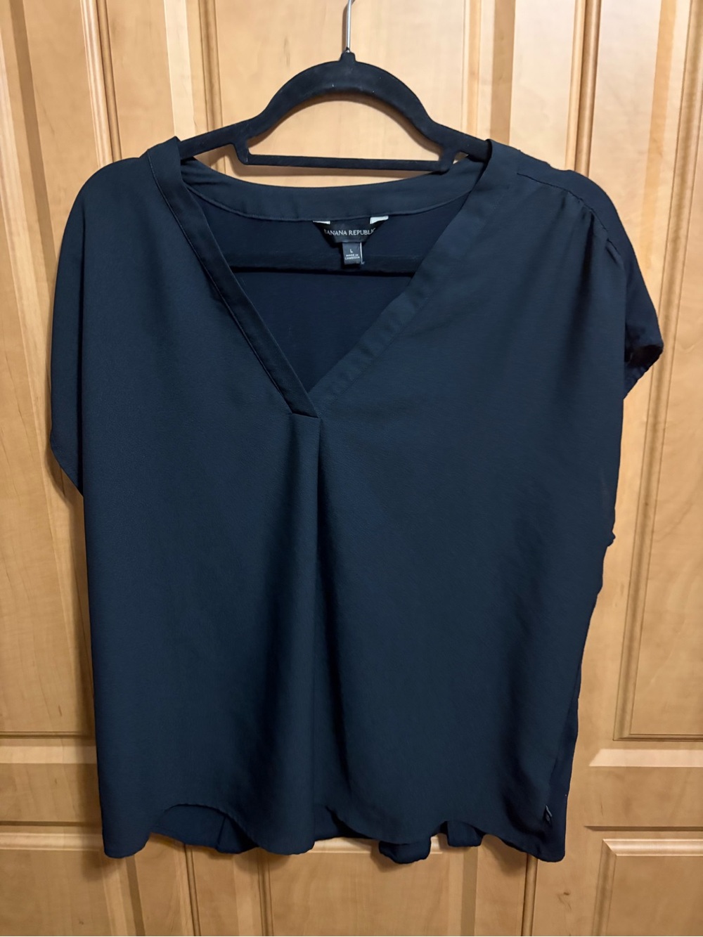 Banana Republic Navy V-Neck Short Sleeve Blouse